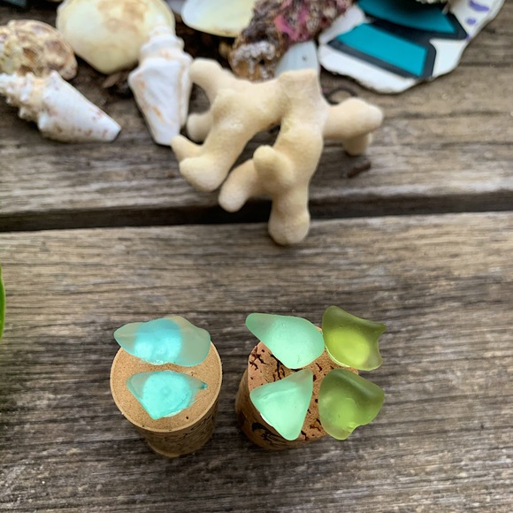 *SOLD*Sea foam sea tumbled tile stud earrings - Picture 6 of 6